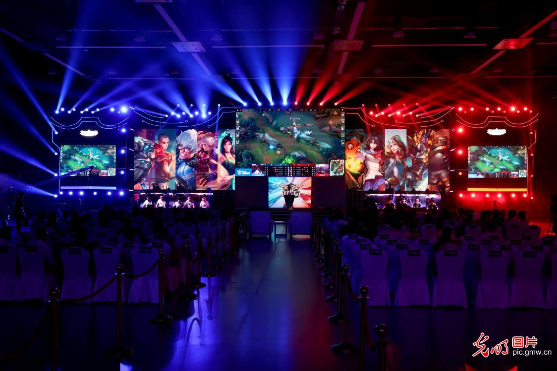 均有所下滑 均有所下滑